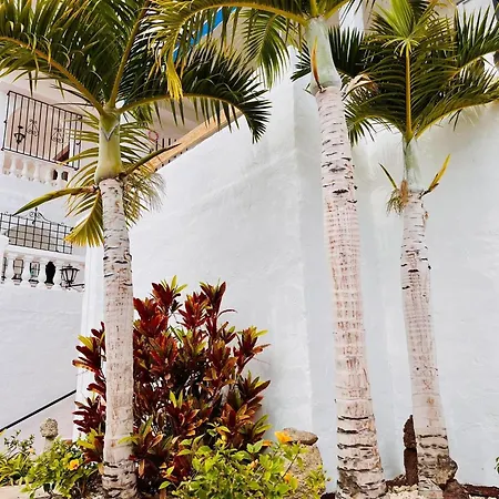 Cozy Studio At Port Royale With Heated Pool Apartamento *