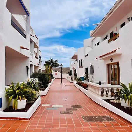 Cozy Studio At Port Royale With Heated Pool Apartmán Arona (Tenerife)